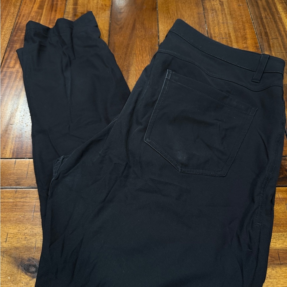Lululemon Slim Fit ABC pant